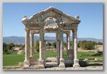 aphrodisias : tetrapylon